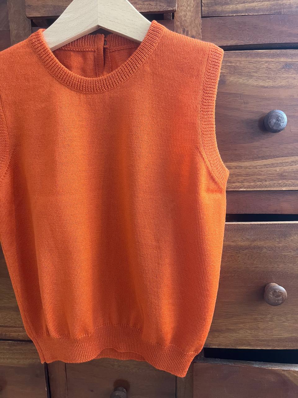 Gilet in lana pettinata - diversi colori