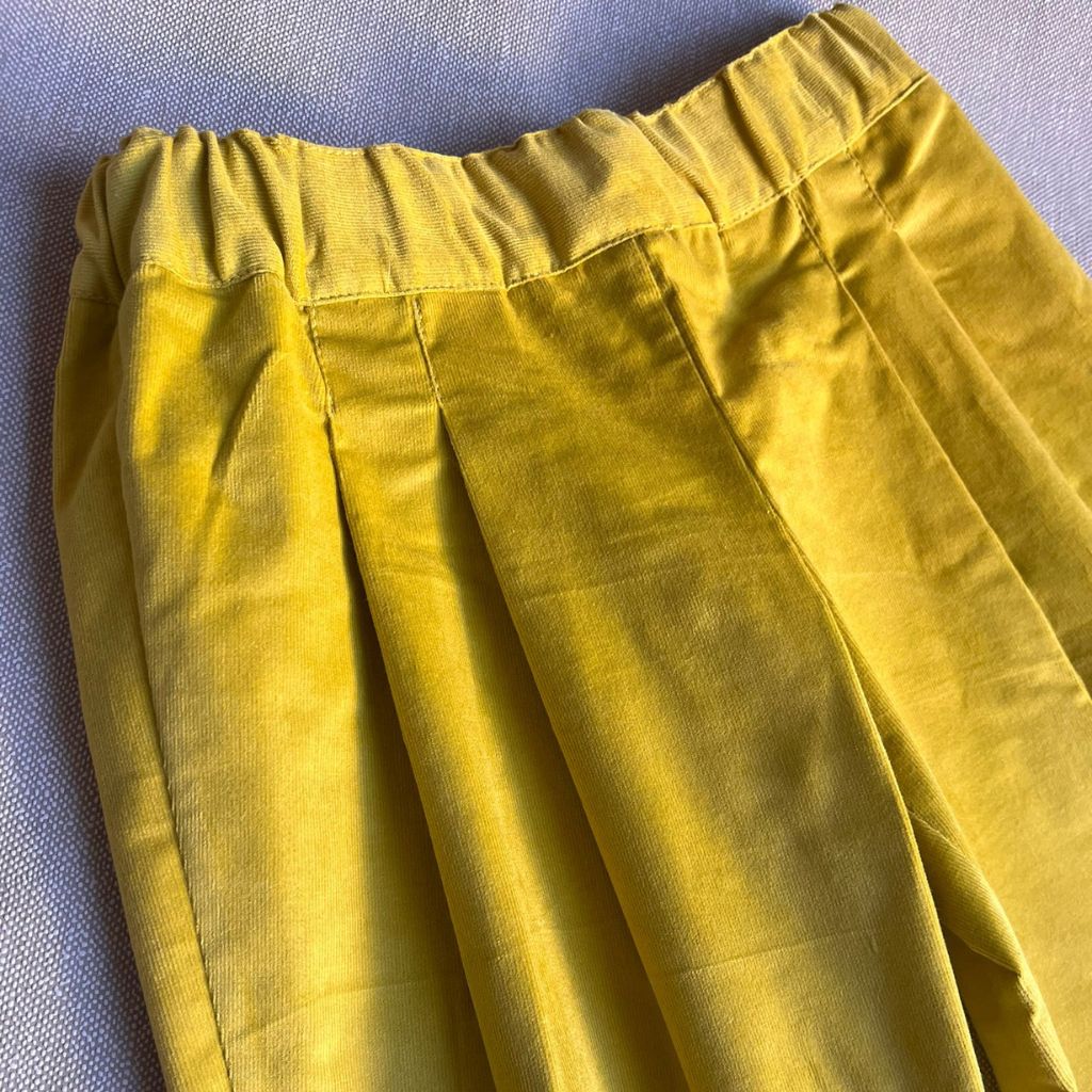UNISEX VELVET TROUSERS mod. BERLIN - YELLOW