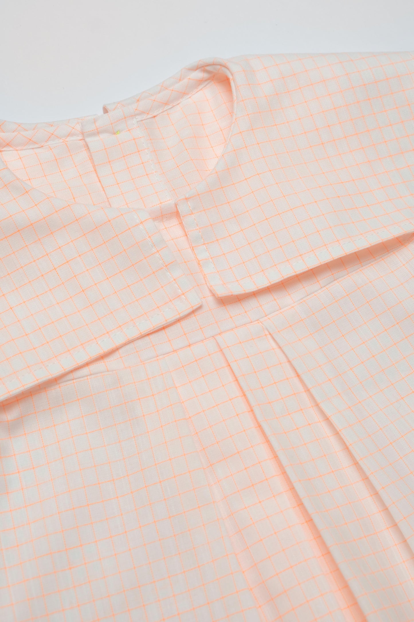 Vestitino bambina OLIVIA – Eleganza senza tempo, realizzato a mano