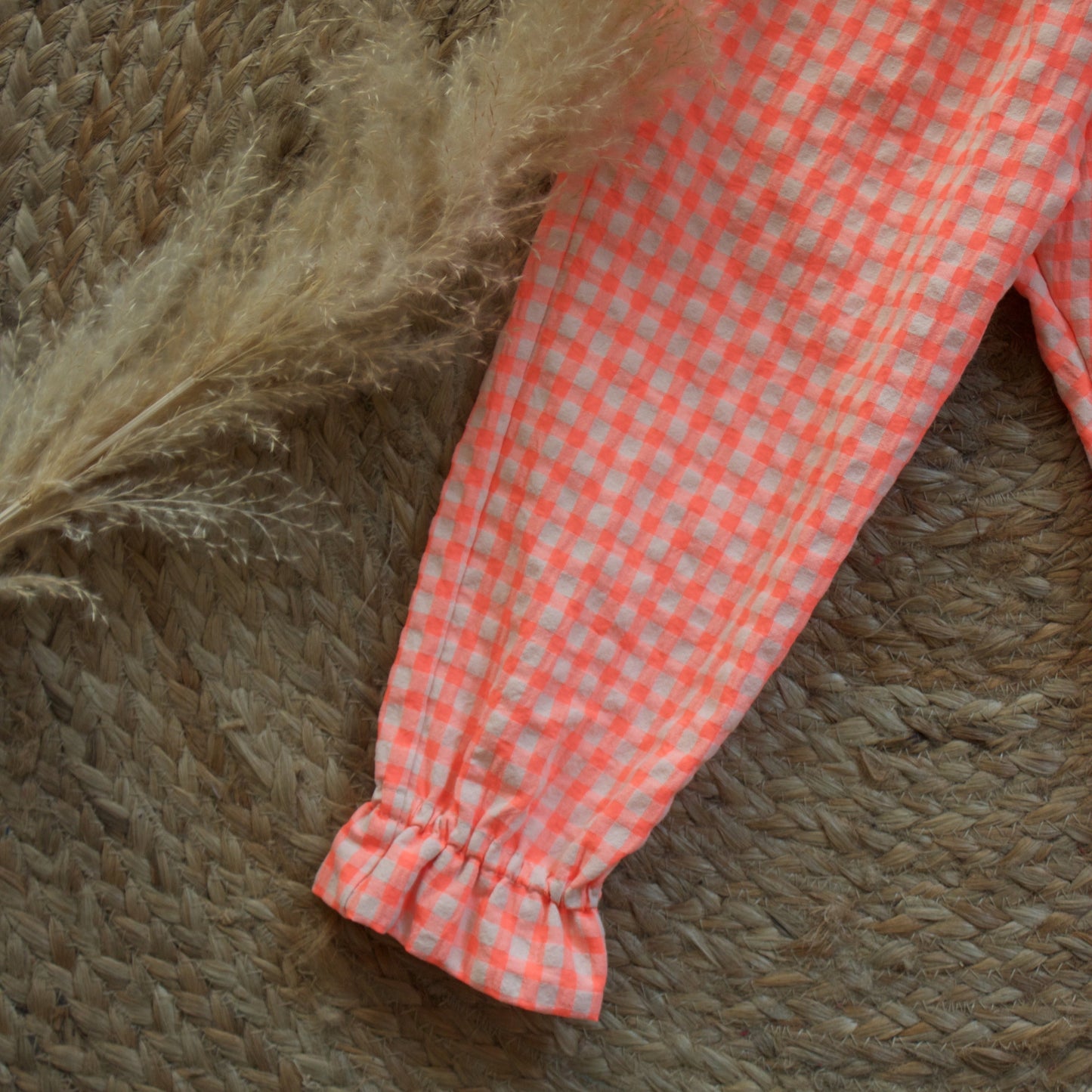 Pantaloni estivi per bambina con elastico in vita