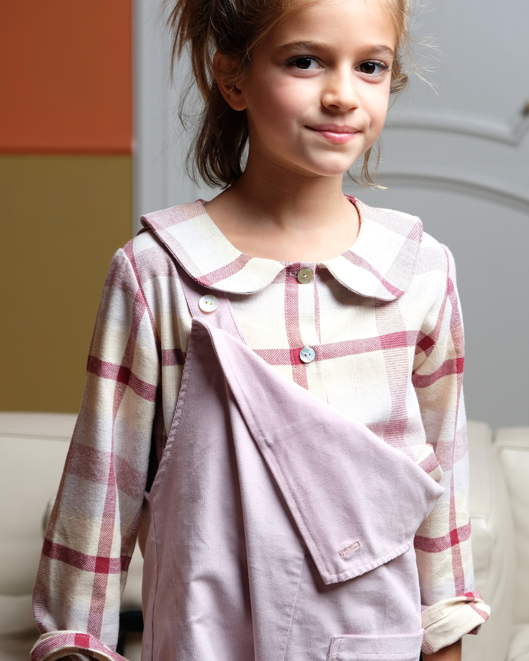 Modello Milano  in velluto rosa - salopette bambina