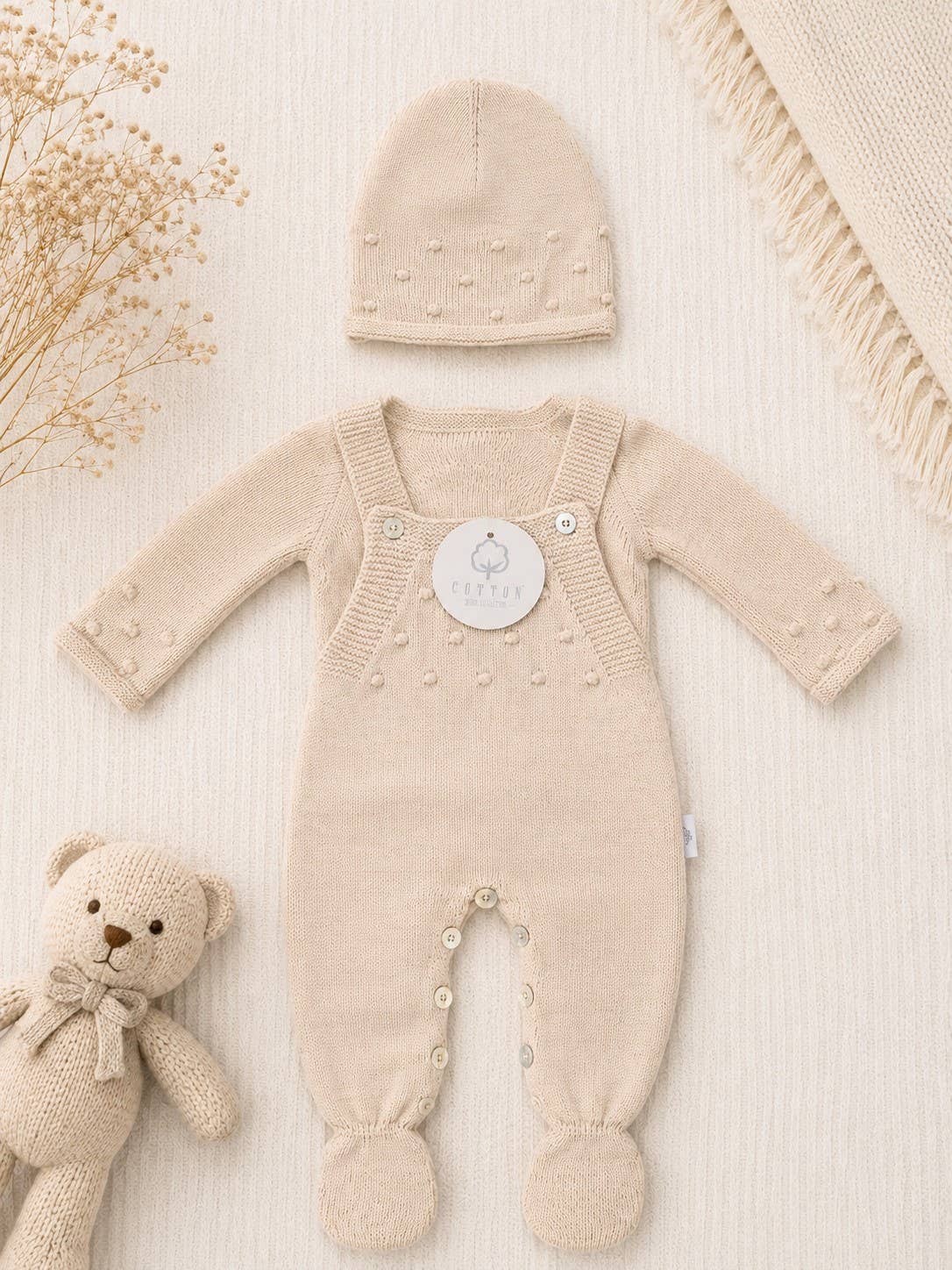 CT28 – Set salopette, maglioncino e cappellino - 100% cotone