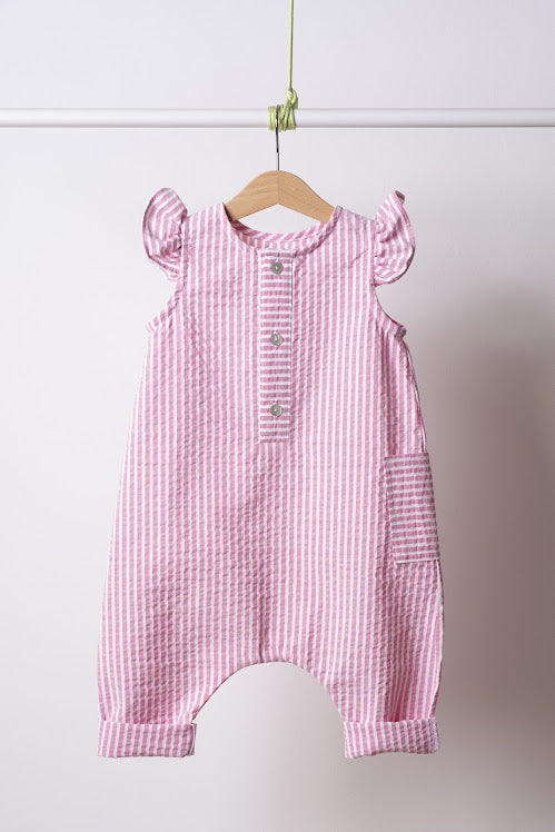 Salopette OCEAN seersucker rigato rosa antico con voulant