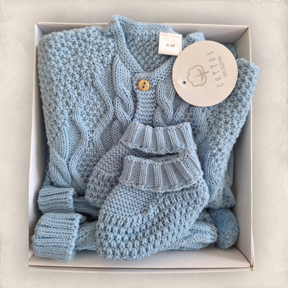 Set completo per neonato: tutina, cappello e scarpine