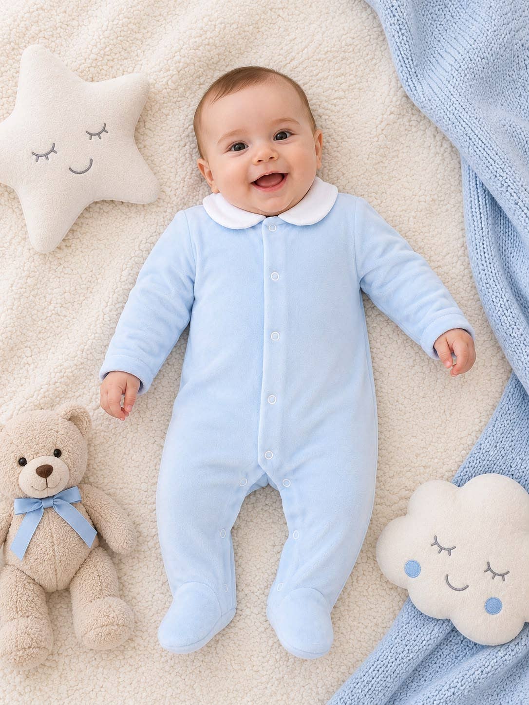 11 – Tutina laminata per bambino con colletto bianco