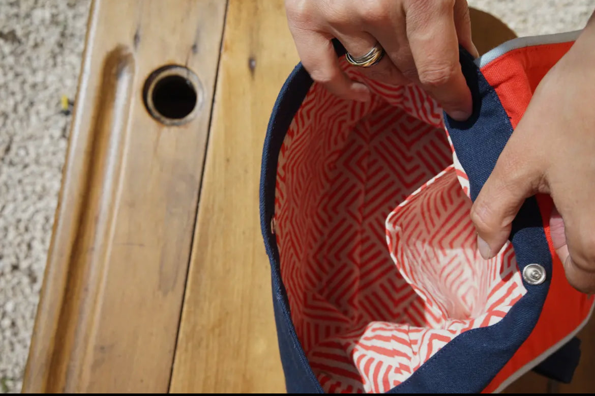 Zainetto con spallacci regolabili