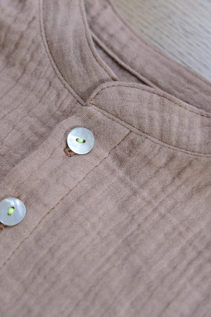 Camicia AMOS manica corta  mussola cacao unisex