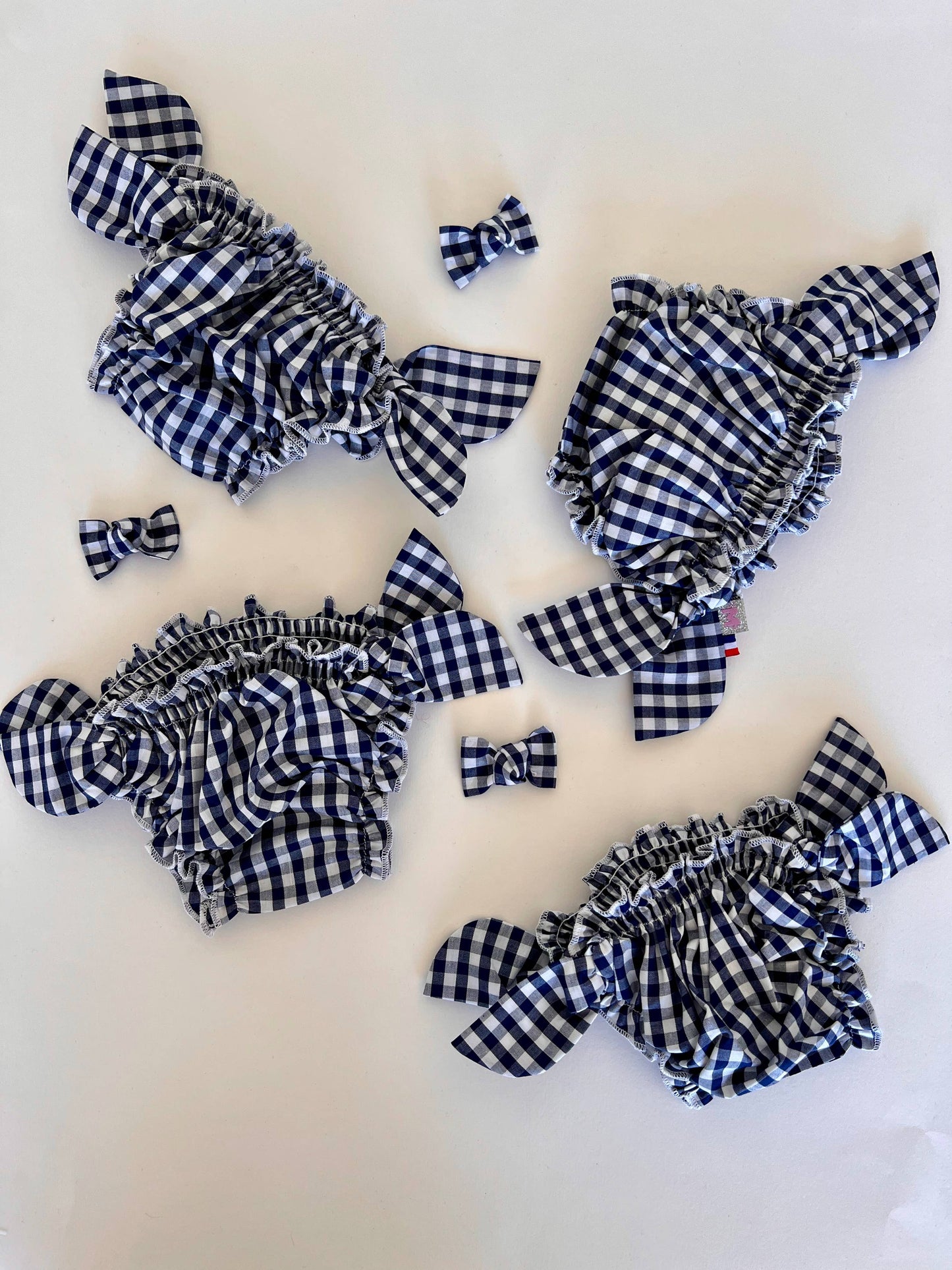 Costume da bagno a quadretti blu navy